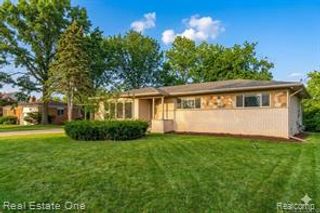 50500 Card Road, Macomb, MI 48044