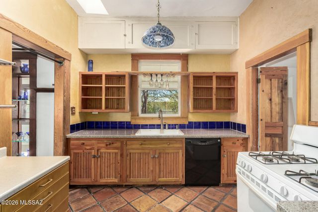 646 E 5th Street, Tucson, AZ 85705