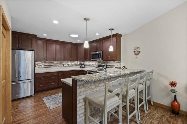 6217 Sharpsburg Drive, Madison, WI 53718