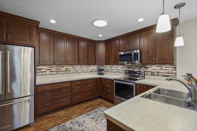 6217 Sharpsburg Drive, Madison, WI 53718