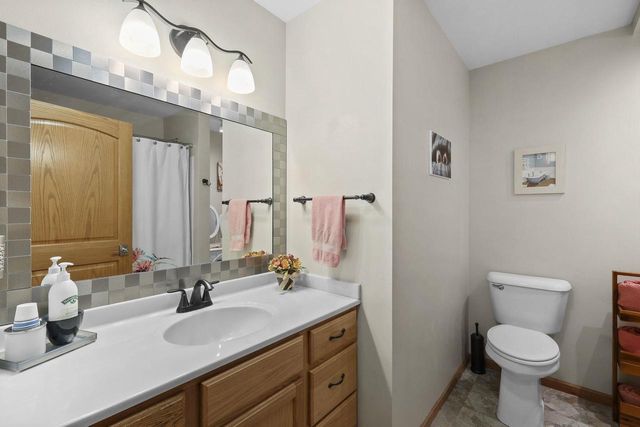 6217 Sharpsburg Drive, Madison, WI 53718