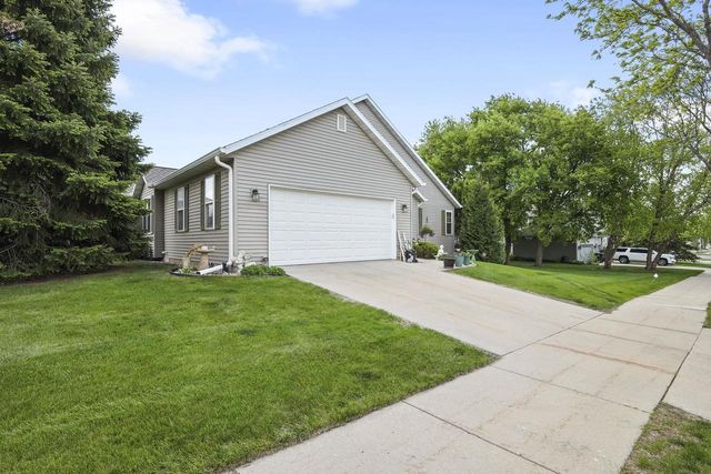 6217 Sharpsburg Drive, Madison, WI 53718