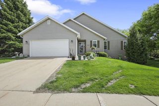 6217 Sharpsburg Drive, Madison, WI 53718