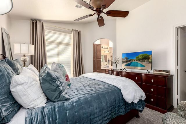 2250 E Deer Valley Road Unit 15, Phoenix, AZ 85024