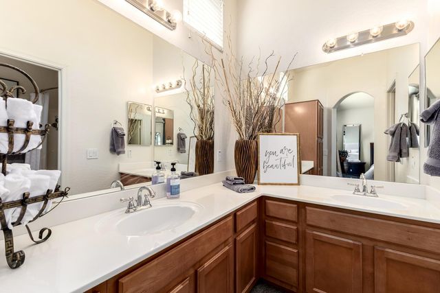 2250 E Deer Valley Road Unit 15, Phoenix, AZ 85024