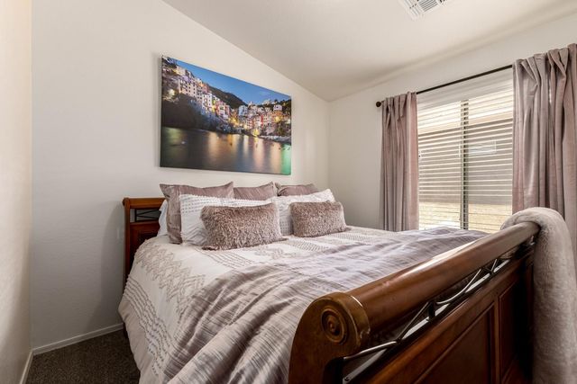 2250 E Deer Valley Road Unit 15, Phoenix, AZ 85024