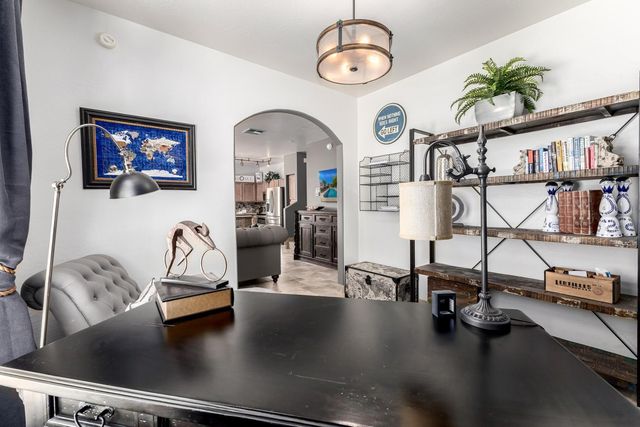 2250 E Deer Valley Road Unit 15, Phoenix, AZ 85024