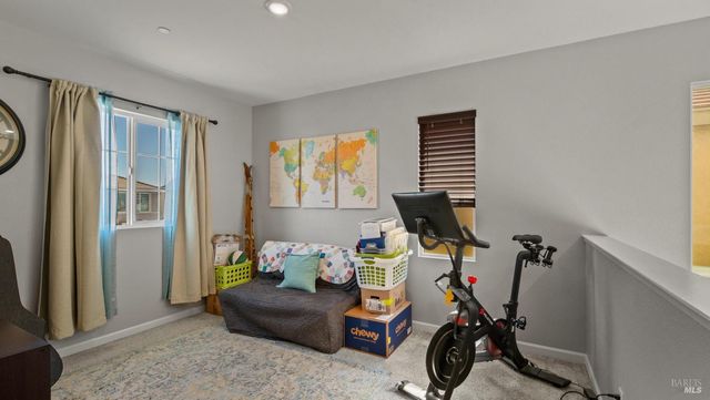 2382 Sheldon Dr, Fairfield, CA 94533