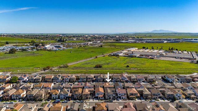 2382 Sheldon Dr, Fairfield, CA 94533