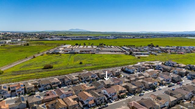 2382 Sheldon Dr, Fairfield, CA 94533