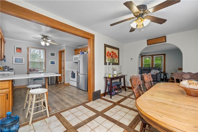 2462 Myersville Road, Uniontown, OH 44685