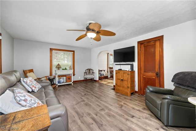 2462 Myersville Road, Uniontown, OH 44685