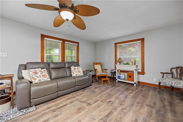 2462 Myersville Road, Uniontown, OH 44685