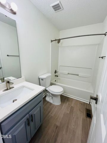 504 Quest Ridge Drive, Fuquay Varina, NC 27526