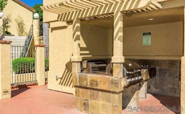 7405 Charmant Drive 2004, San Diego, CA 92122