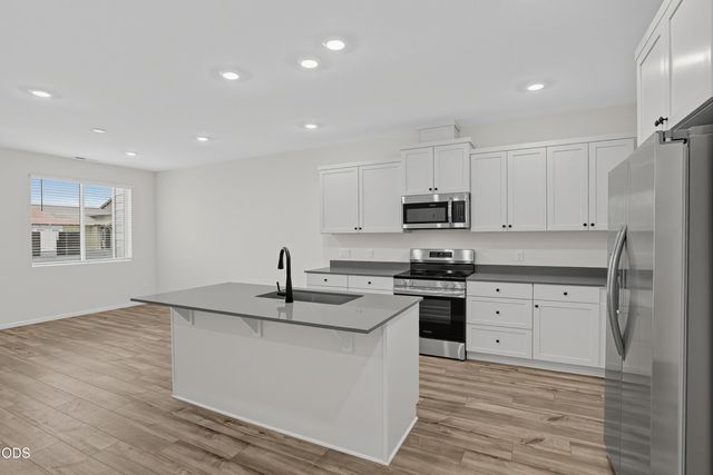 61534 Parrell Rd 10, Bend, OR 97702