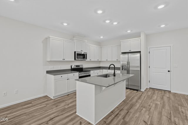 61534 Parrell Rd 10, Bend, OR 97702