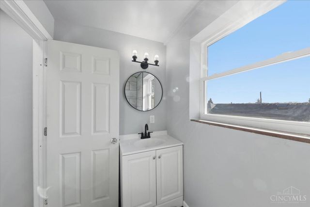 6961 La Boiteaux Avenue, North College Hill, OH 45239