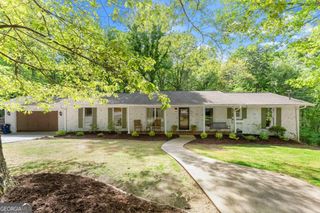 1407 Woodland Circle, Gainesville, GA 30501
