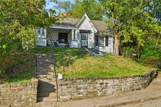 1117 James St, Wilkinsburg, PA 15221