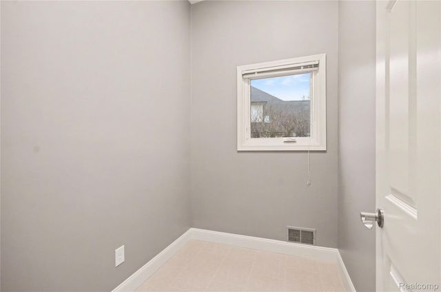 4179 Saint Andrews Street, Genoa Township, MI 48843