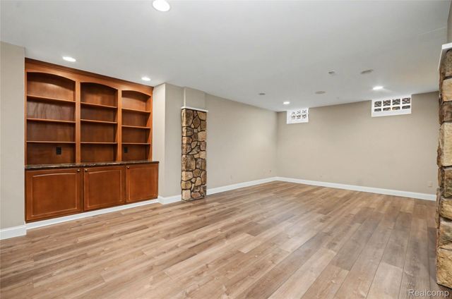 4179 Saint Andrews Street, Genoa Township, MI 48843