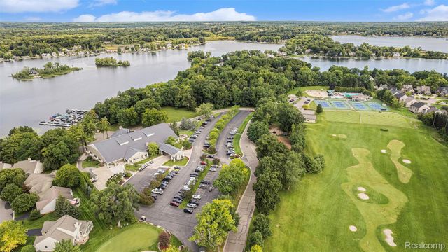 4179 Saint Andrews Street, Genoa Township, MI 48843