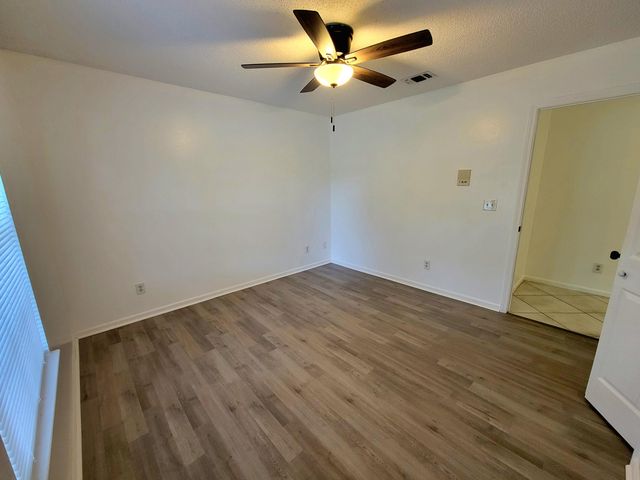 6868 East Bay Boulevard, Navarre, FL 32566