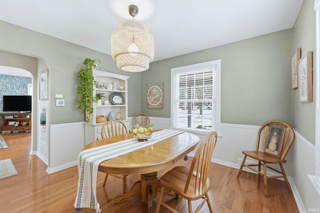 1216 Maxine Drive, Fort Wayne, IN 46807