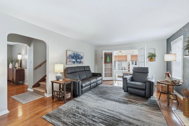 1216 Maxine Drive, Fort Wayne, IN 46807