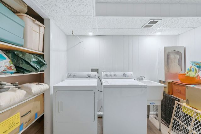 1216 Maxine Drive, Fort Wayne, IN 46807