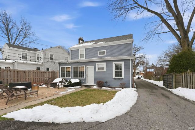 1216 Maxine Drive, Fort Wayne, IN 46807