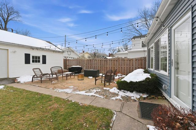 1216 Maxine Drive, Fort Wayne, IN 46807