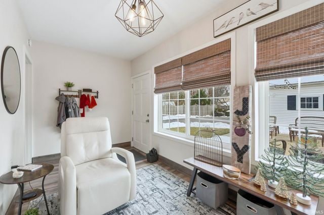 1216 Maxine Drive, Fort Wayne, IN 46807