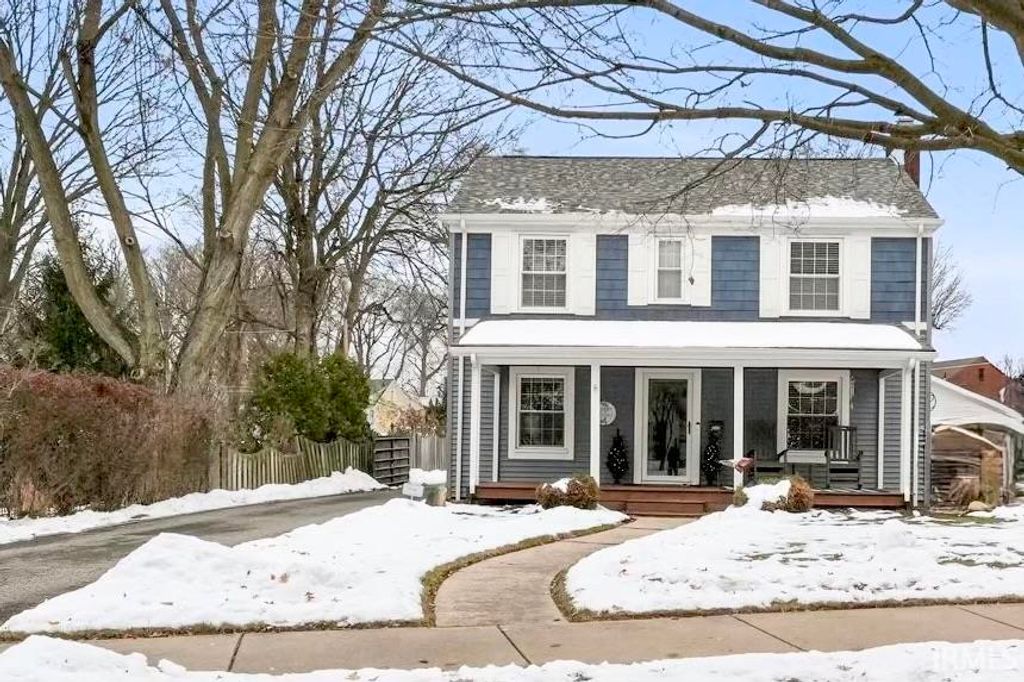 1216 Maxine Drive, Fort Wayne, IN 46807