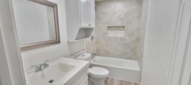 7409 Valeda Drive, Deer Park, TX 77536