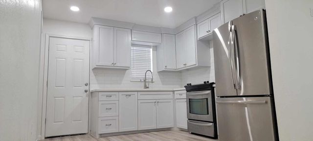 7409 Valeda Drive, Deer Park, TX 77536