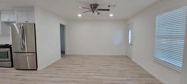 7409 Valeda Drive, Deer Park, TX 77536