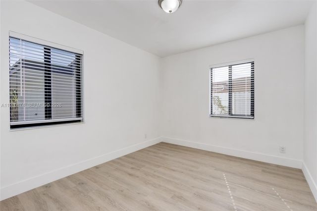 16049 NE 9th PL, North Miami Beach, FL 33162