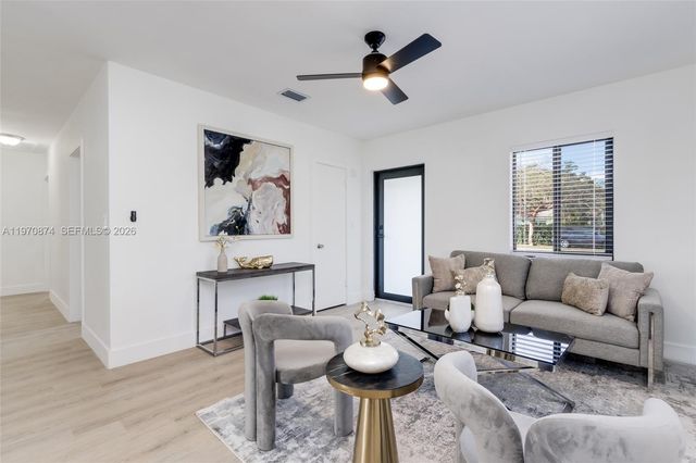 16049 NE 9th PL, North Miami Beach, FL 33162