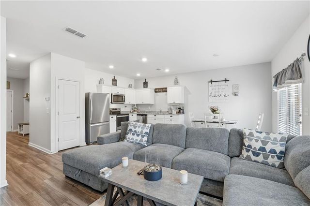 60 Thetford Way, Winder, GA 30680