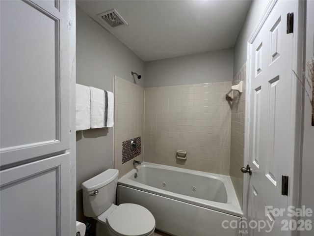 9041 J M Keynes Drive, Charlotte, NC 28262