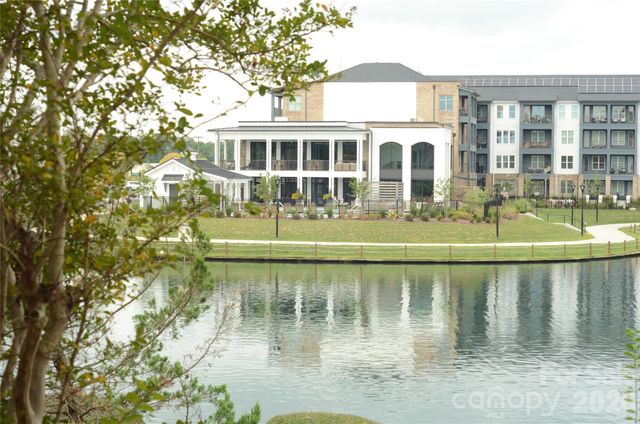 9041 J M Keynes Drive, Charlotte, NC 28262
