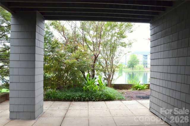 9041 J M Keynes Drive, Charlotte, NC 28262