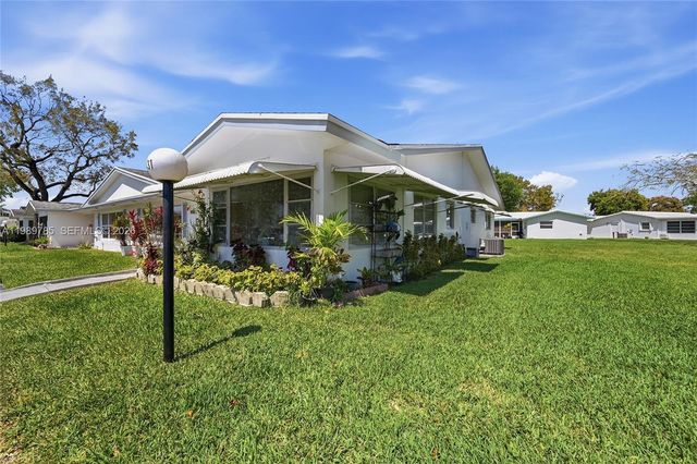 8431 NW 12th St D68, Plantation, FL 33322