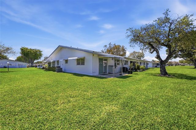 8431 NW 12th St D68, Plantation, FL 33322