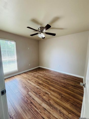 25418 Homestead Dr, Denham Springs, LA 70726