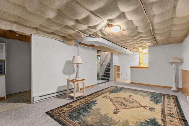 125 W CECIL STREET, Neenah, WI 54956