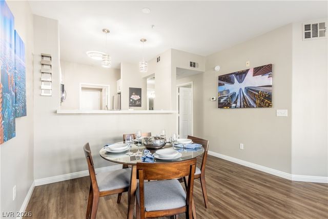 7189 South Durango Drive 102, Las Vegas, NV 89113