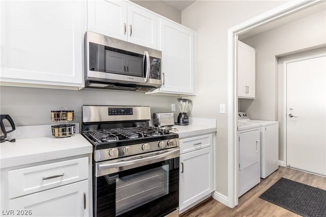 7189 South Durango Drive 102, Las Vegas, NV 89113